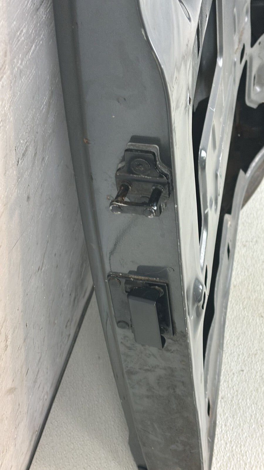 1996-2002 Chevrolet Express 3500 Gm Rear Driver Side Door With Hinges 12549265