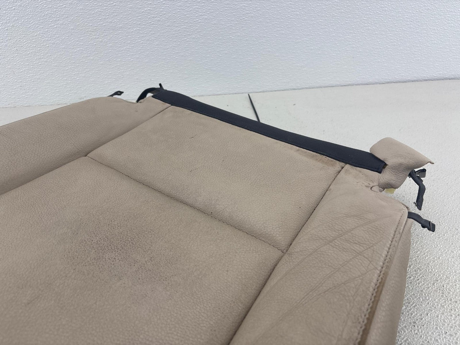 07-11 Bmw E90 335D 335I Front Left Driver Seat Lower Cushion Oem.