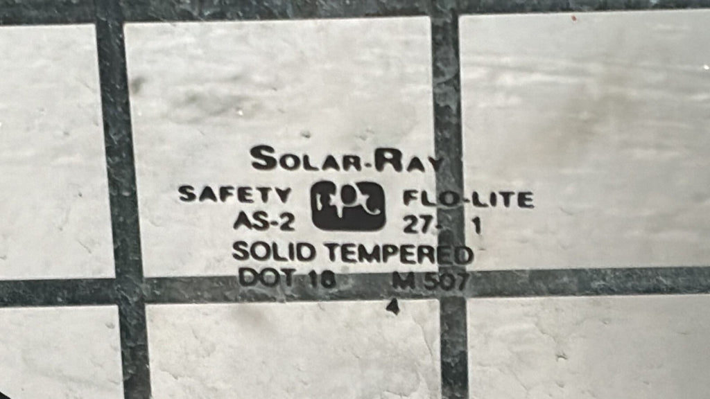 1996 - 2002 Chevrolet Express 3500 Genuine Rear Passenger Side Door Oem 22939491