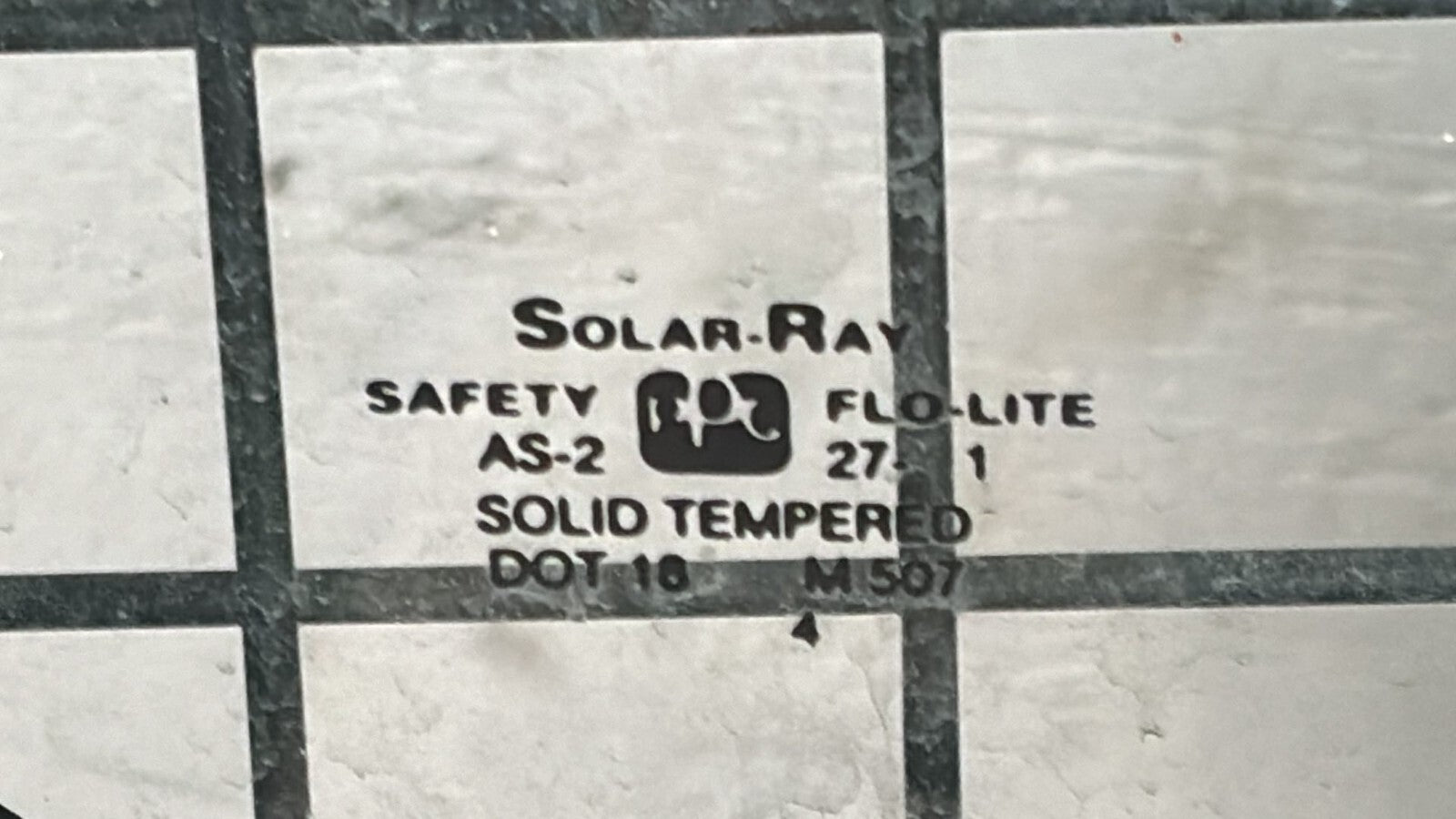 1996 - 2002 Chevrolet Express 3500 Genuine Rear Passenger Side Door Oem 22939491