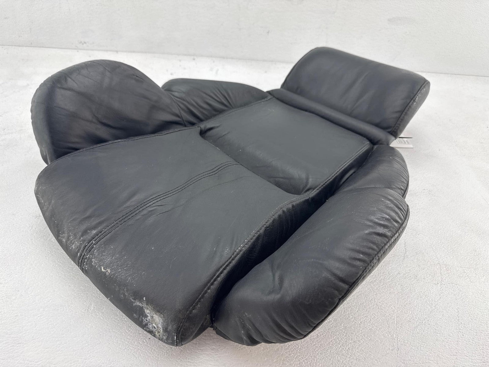 1991 Chevrolet Corvette Front Right Upper Seat Cushion Oem