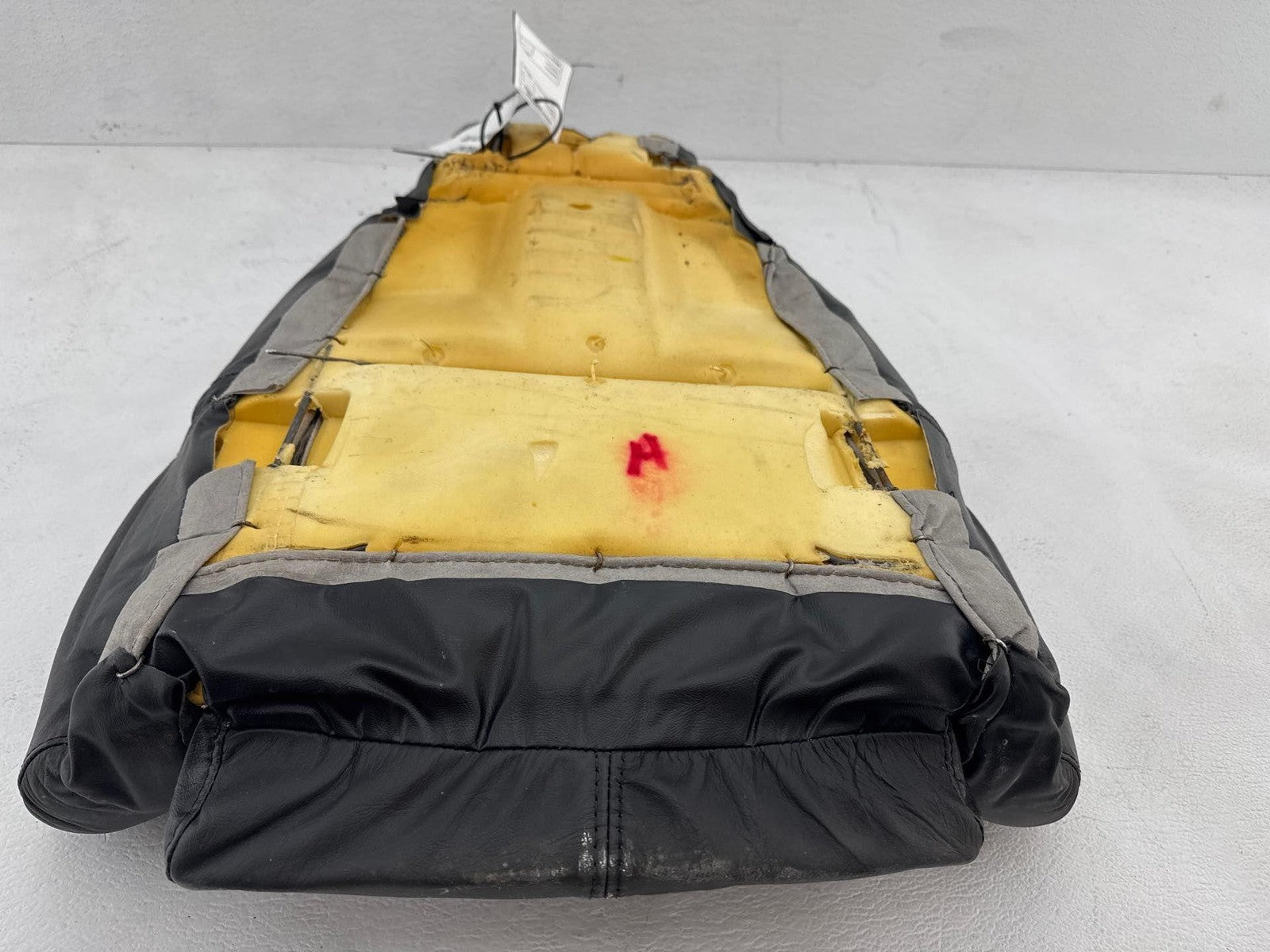 1991 Chevrolet Corvette Front Right Upper Seat Cushion Oem