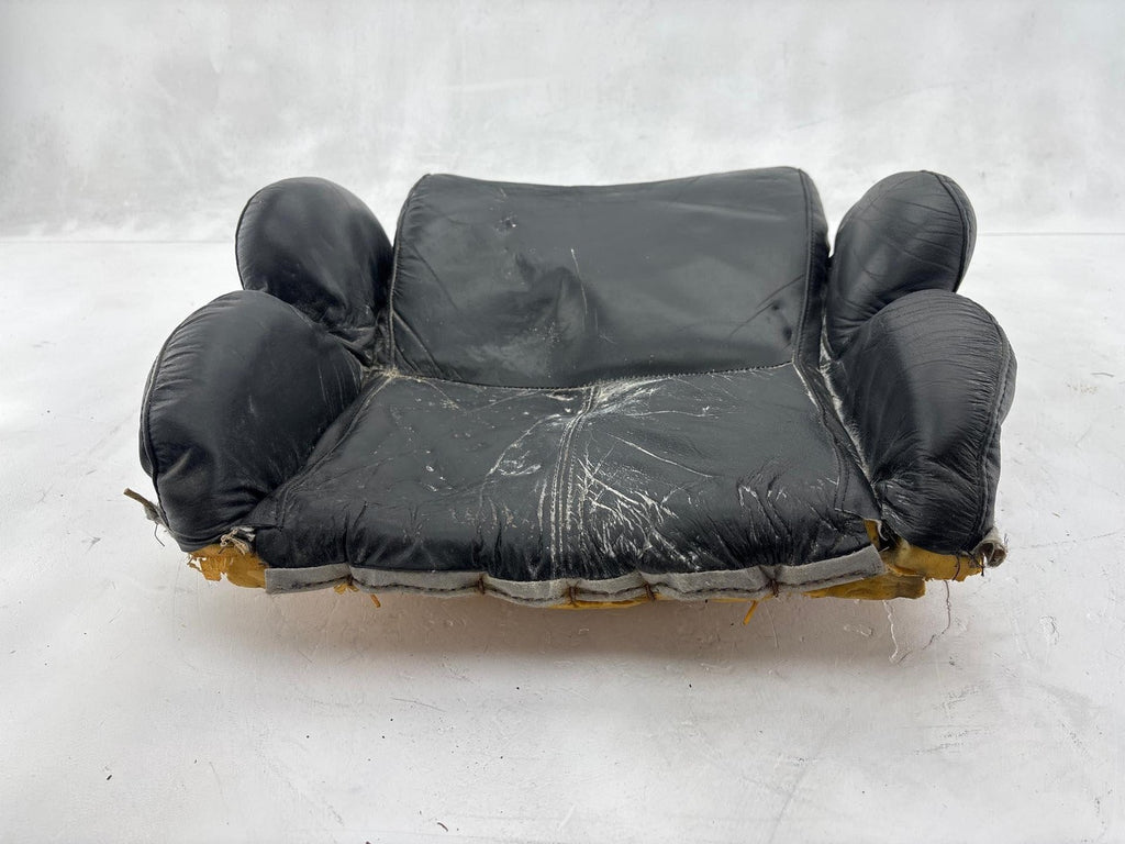 1991 Chevrolet Corvette Front Right Lower Seat Bottom Cushion Oem