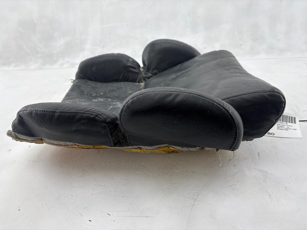 1991 Chevrolet Corvette Front Right Lower Seat Bottom Cushion Oem