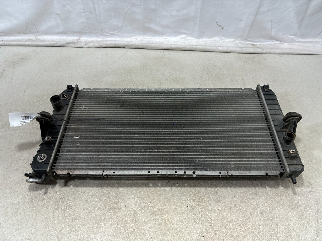 2000-2005 Buick Lesabre/Pontiac Bonneville 3.8L Radiator 89018545 Oem