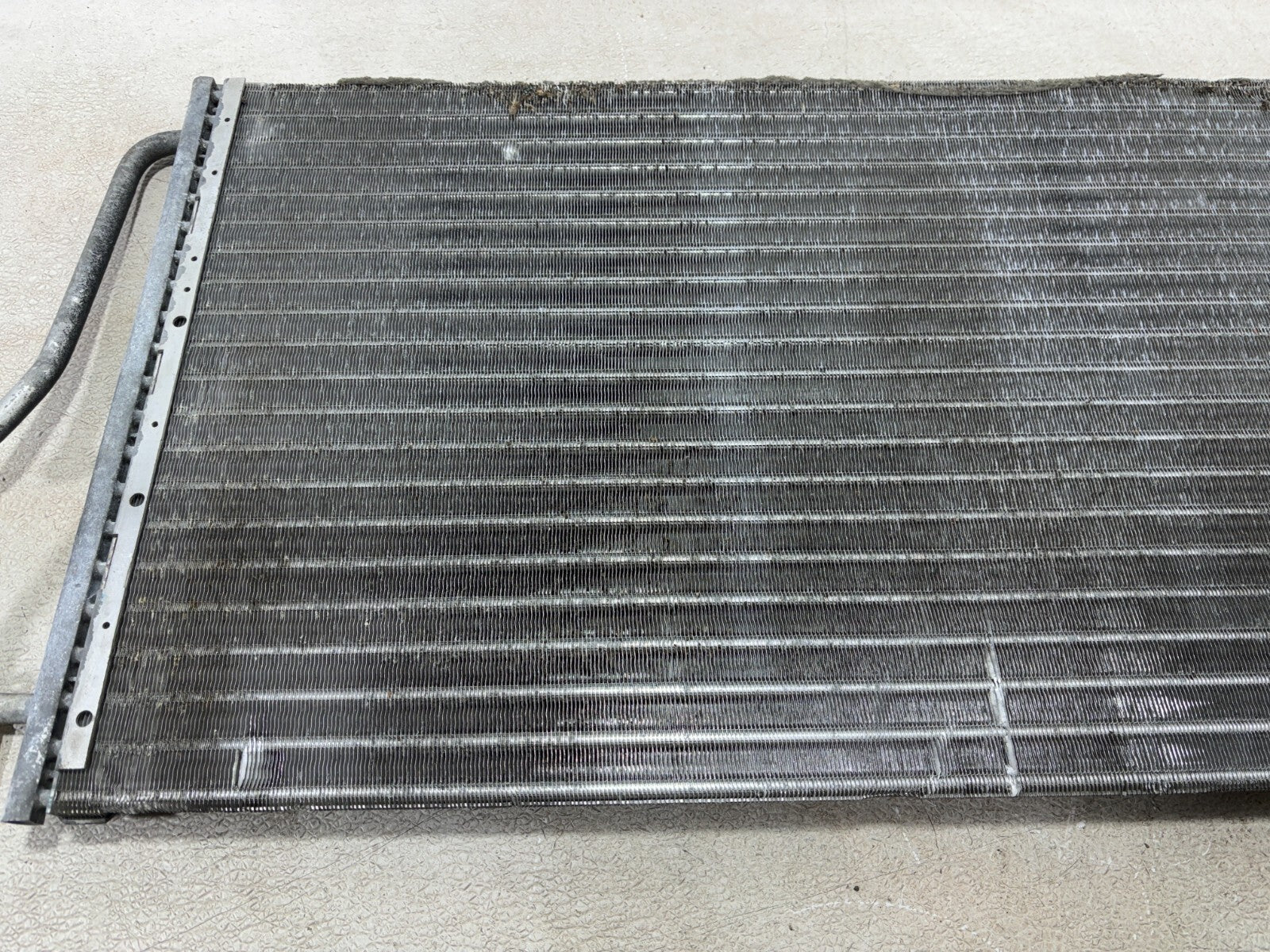 2000-2005 Buick Lesabre Radiator A/C Condenser Air Conditioning Oem