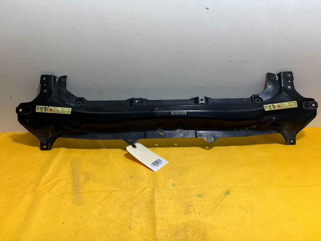 2000 - 2005 BMW 7-Series 745i N62 Front Upper Radiator Support Bar OEM 7022966