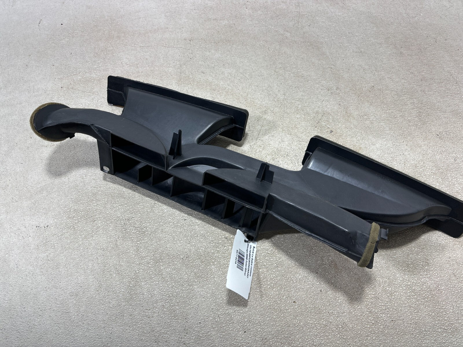 2000-2005 Buick Lesabre Under Dash Board Defroster Ac Heater Air Vent Tube Oem