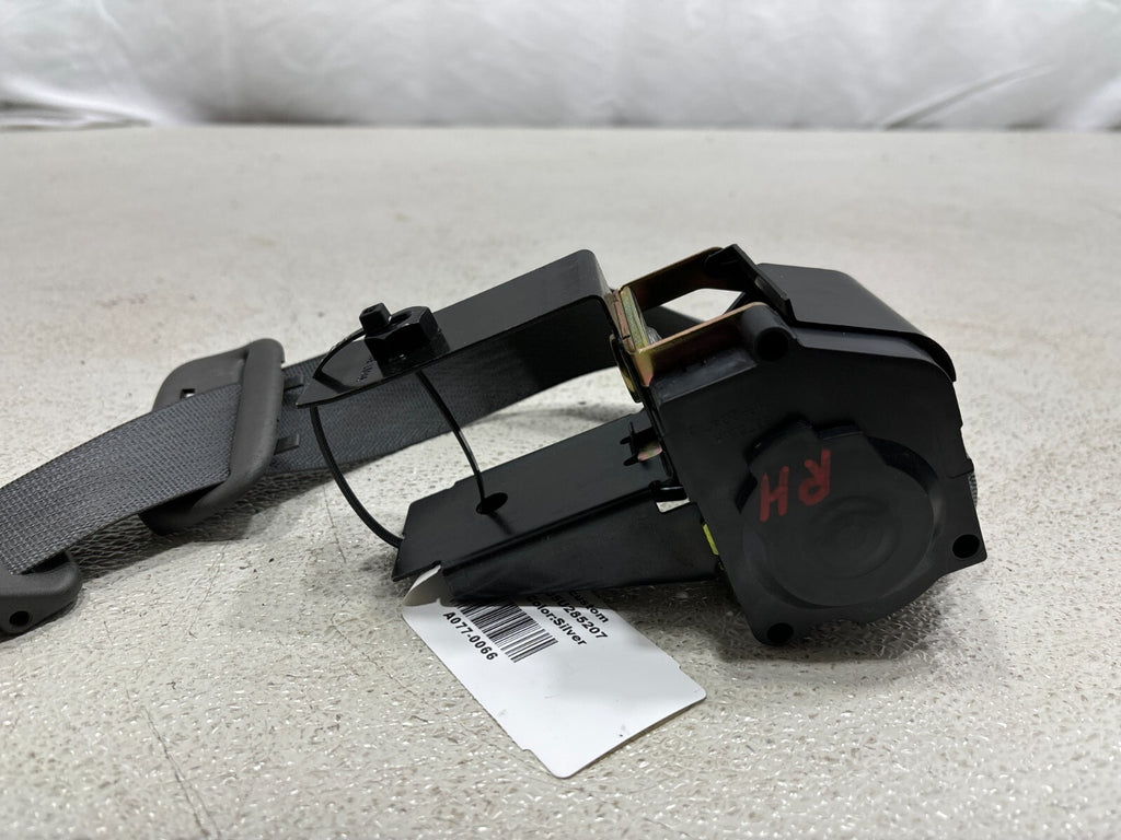 2000-2005 Buick Lesabre Right Passenger Side Seat Belt Oem