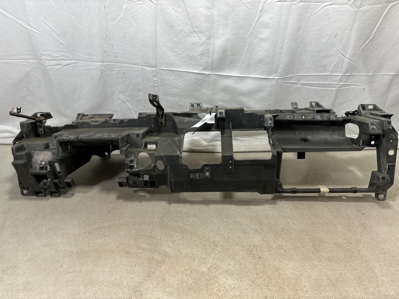 1998 - 2005 Buick Lesabre Custom Genuine Gm Dashboard Instrument Panel 25723897