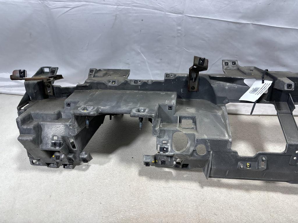 1998 - 2005 Buick Lesabre Custom Genuine Gm Dashboard Instrument Panel 25723897