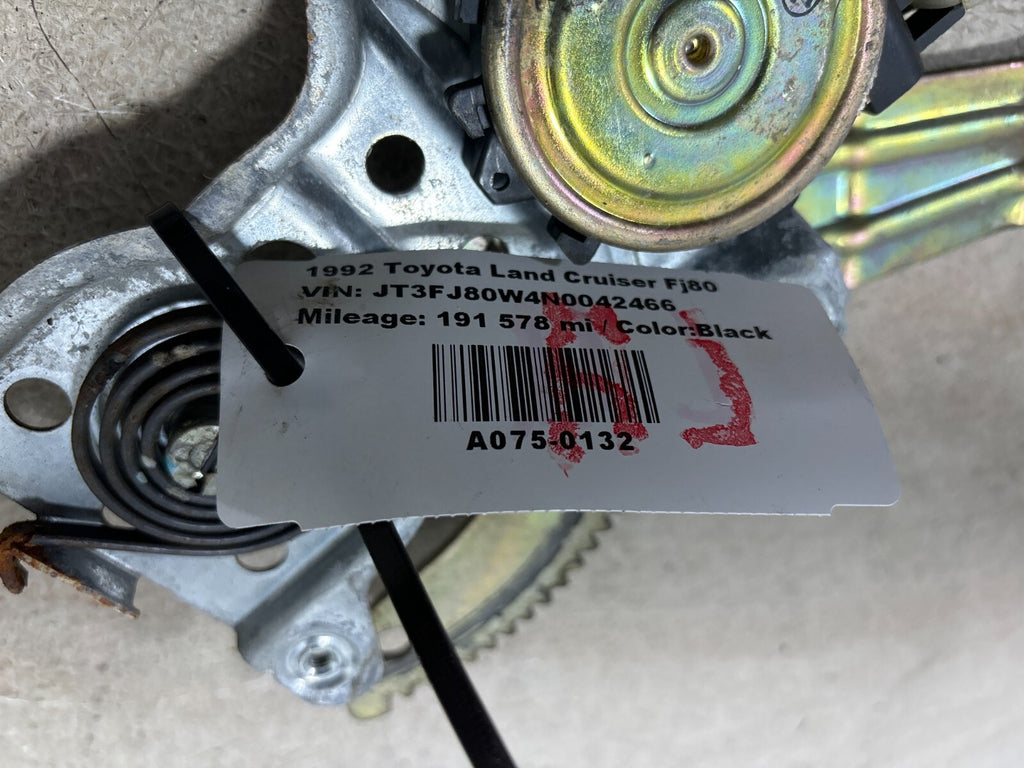 1992 Toyota Land Cruiser Front Left Door Window Regulator Motor Oem 85720-60020