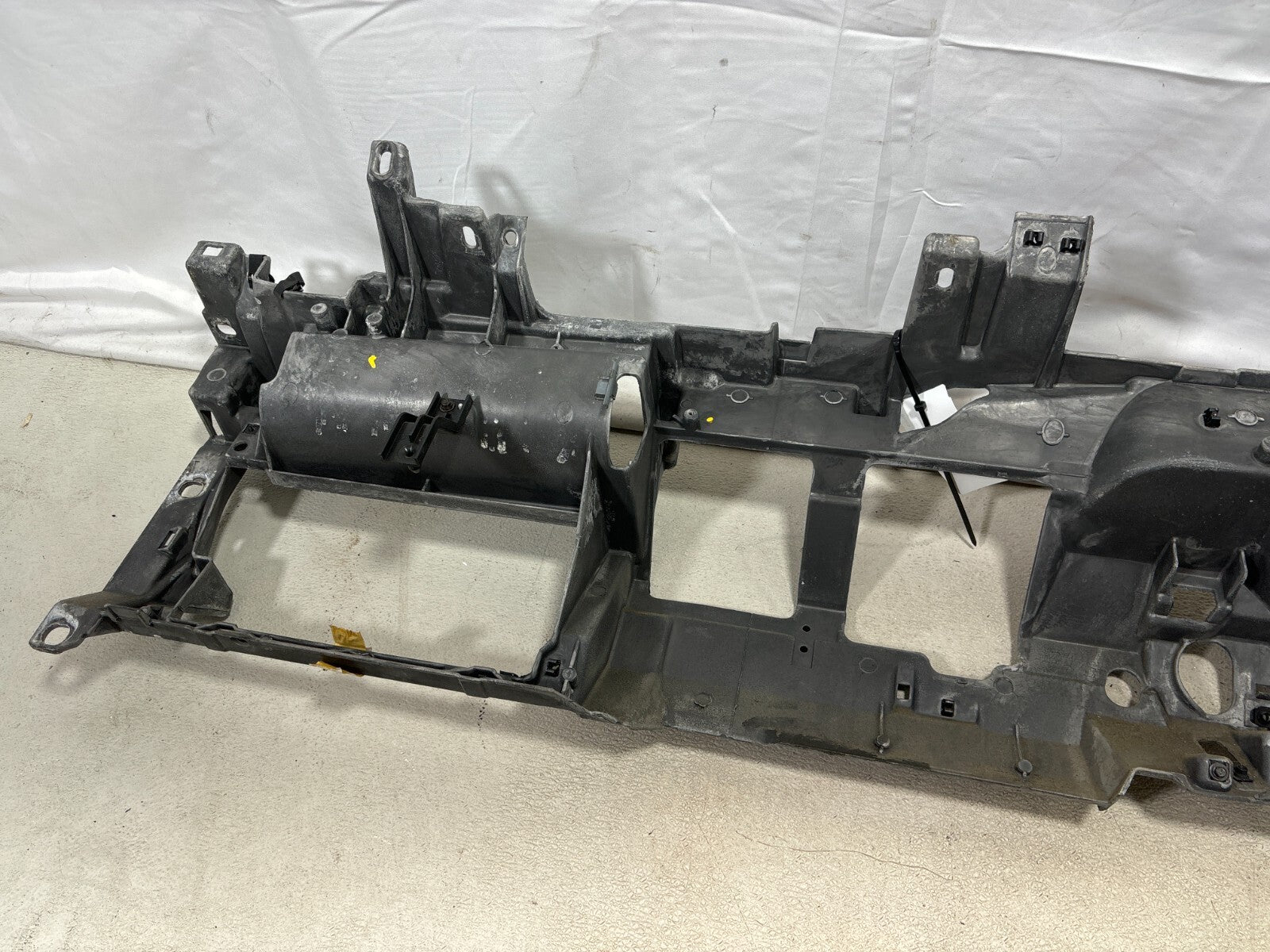 1998 - 2005 Buick Lesabre Custom Genuine Gm Dashboard Instrument Panel 25723897