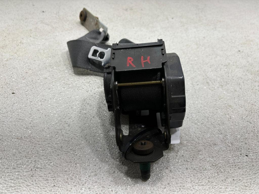 2000-2005 Buick Lesabre Rear Right Passenger Side Seat Belt Oem