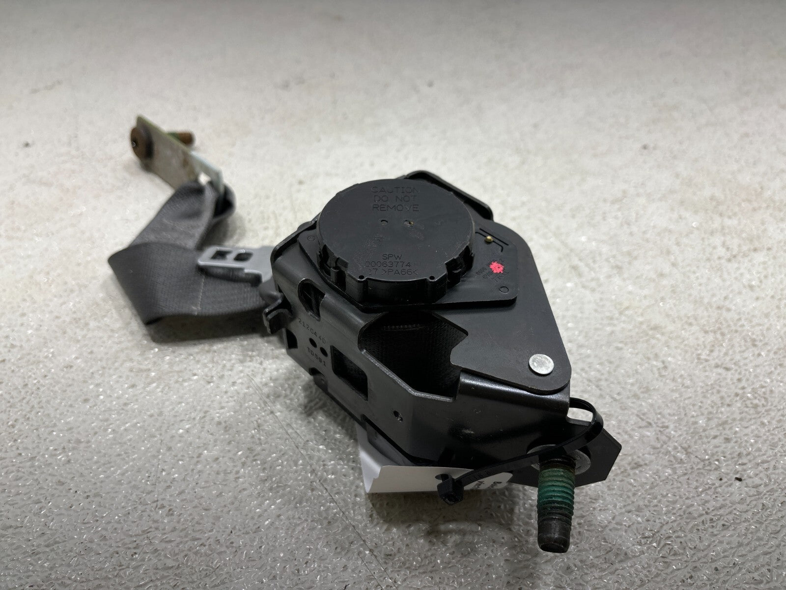 2000-2005 Buick Lesabre Rear Right Passenger Side Seat Belt Oem