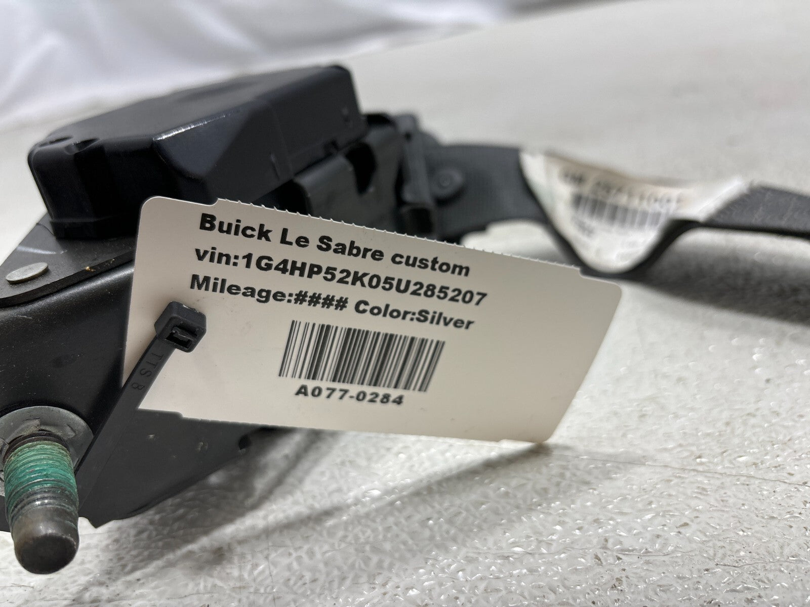 2000-2005 Buick Lesabre Rear Right Passenger Side Seat Belt Oem