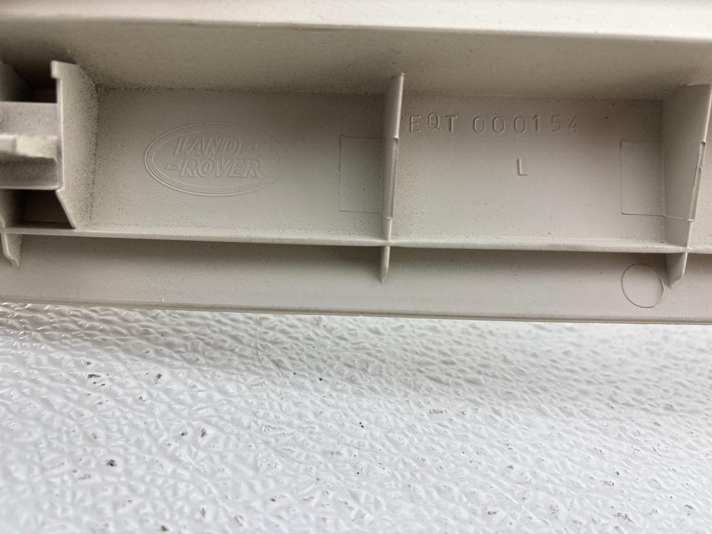 03-12 Land Rover Range Rover Hse L322 Rear Left Lift Gate Glass Side Trim Oem