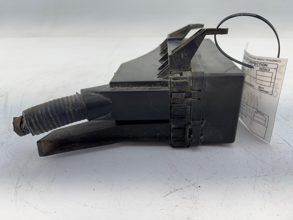 1995 - 1999 Nissan Maxima Under Hood Fuse Box Relay Unit Module Oem