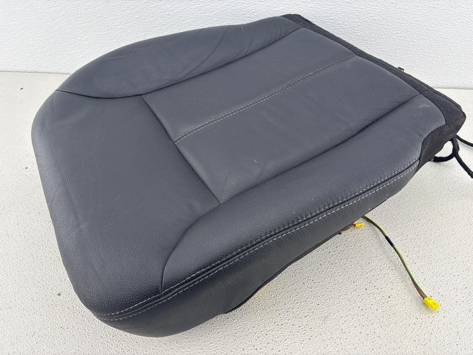 07-12 Mercedes Gl Class Front Right Side Bottom Lower Seat Cushion Oem