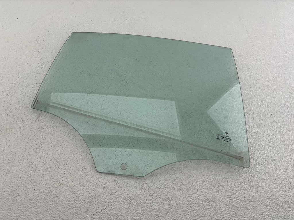 07-11 Bmw 325I 328I 355I E90 Rear Right Passenger Side Door Window Glass Oem
