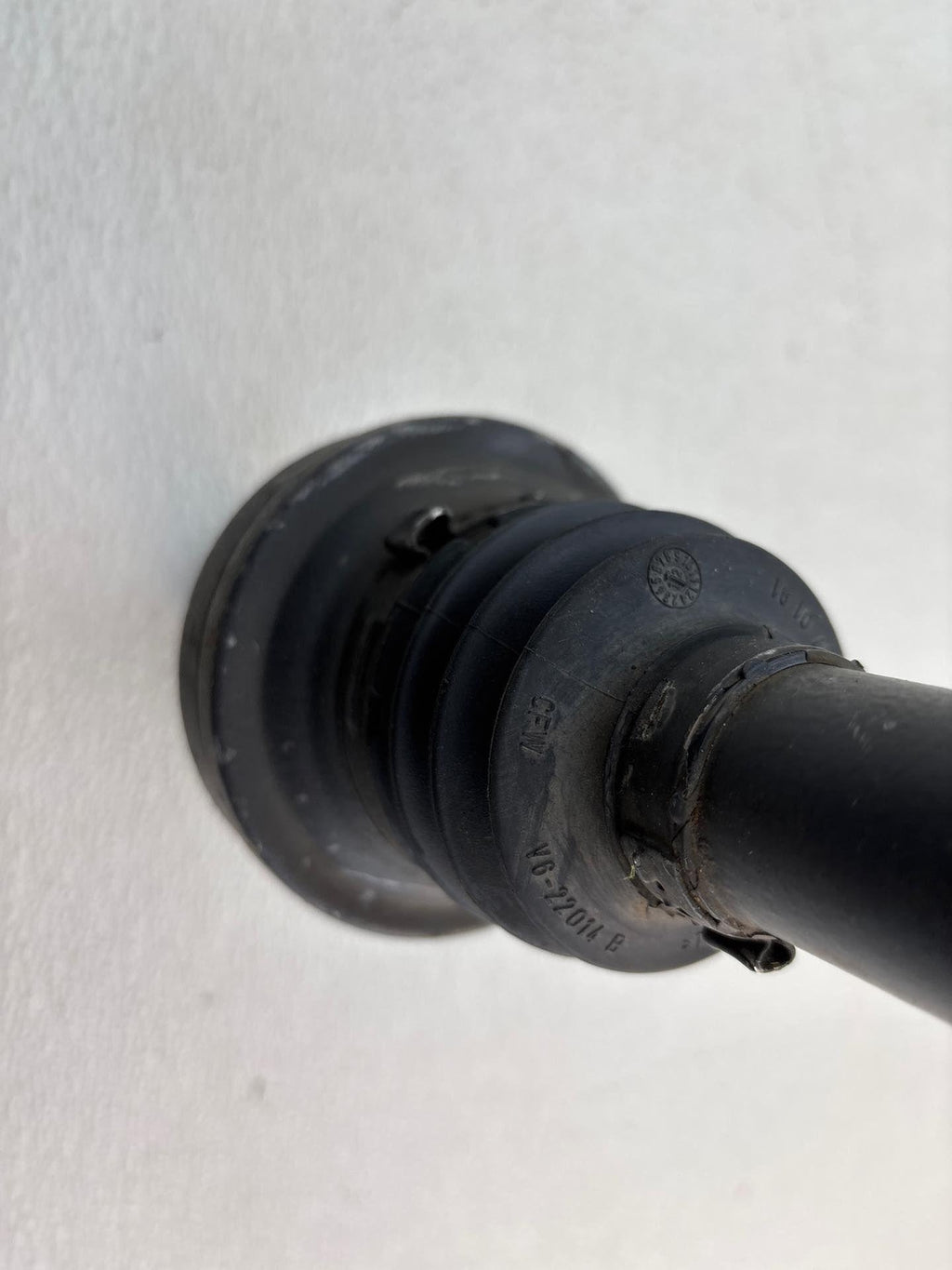 10-16 Mercedes-Benz E-Class Rear Axle Shaft Right Or Left Oem