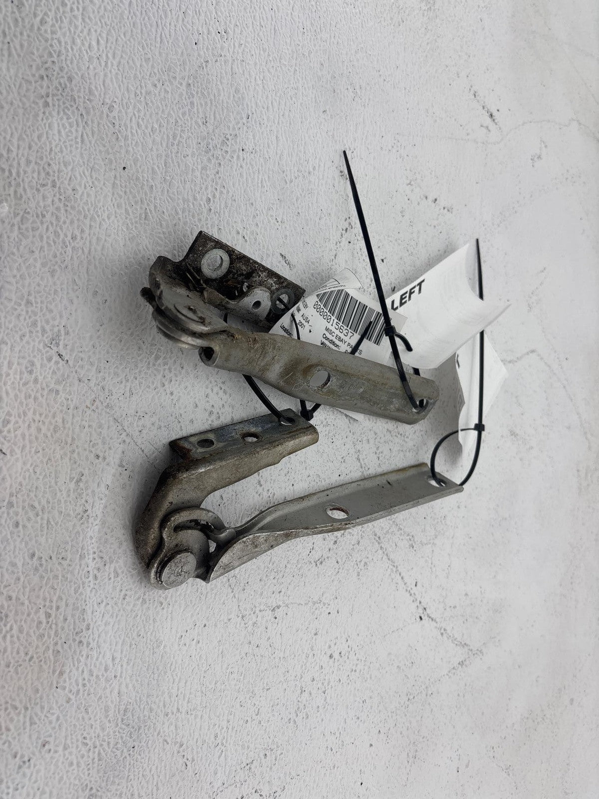 2000-2002 Audi S4/A4 Hood Hinges Driver & Passenger Side Set Oem