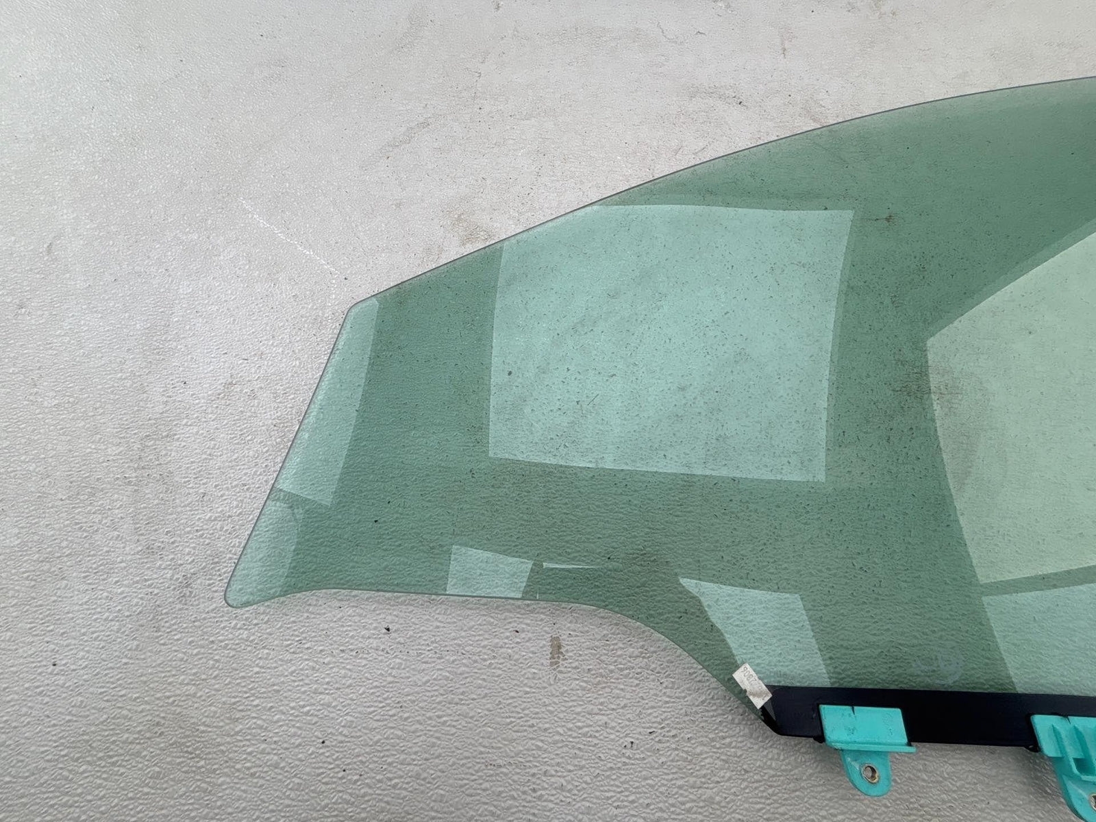 13-19 Nissan Sentra Front Right Door Window Glass Oem 80300-3Sg0A