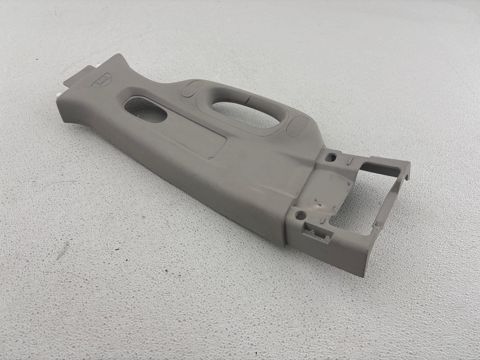 13-18 Ram 1500/ 2500 /3500 Right Passenger Upper B-Pillar Trim Panel Oem