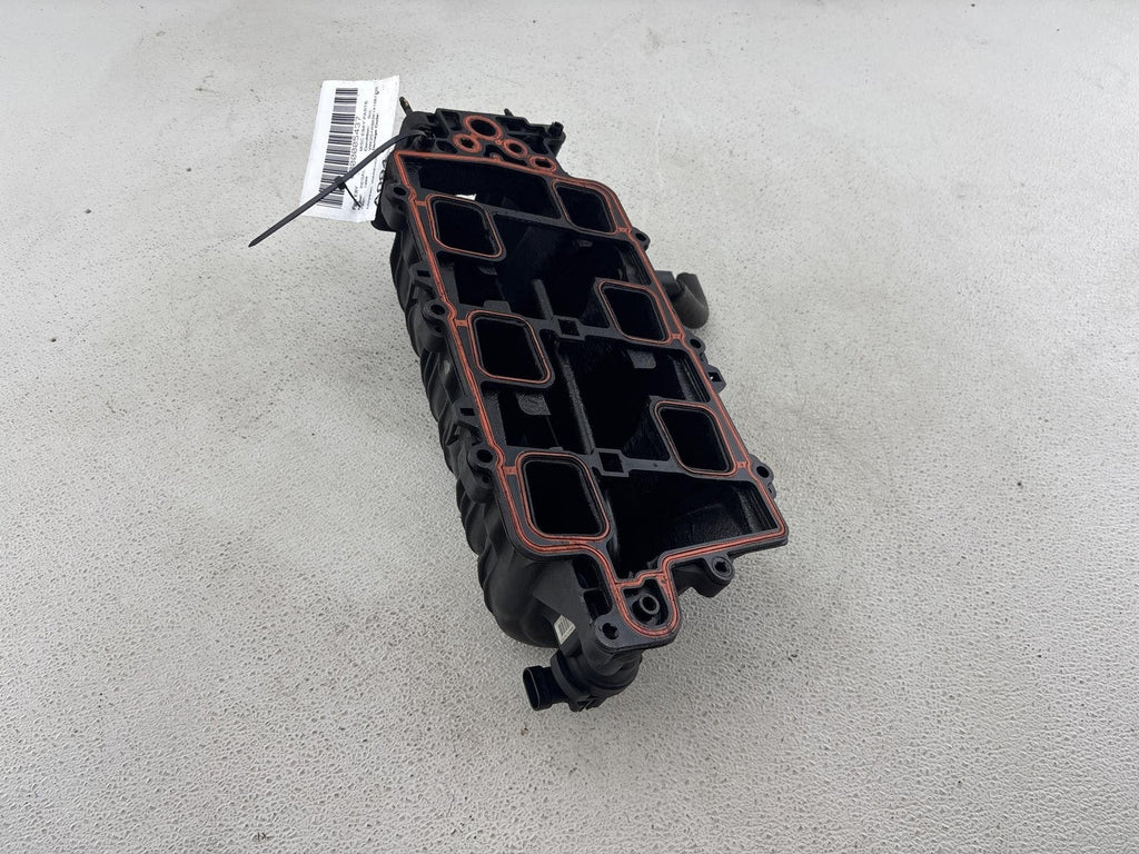 1996-2004 Buick Regal Upper Intake Manifold W/ Pressure Sensor Oem