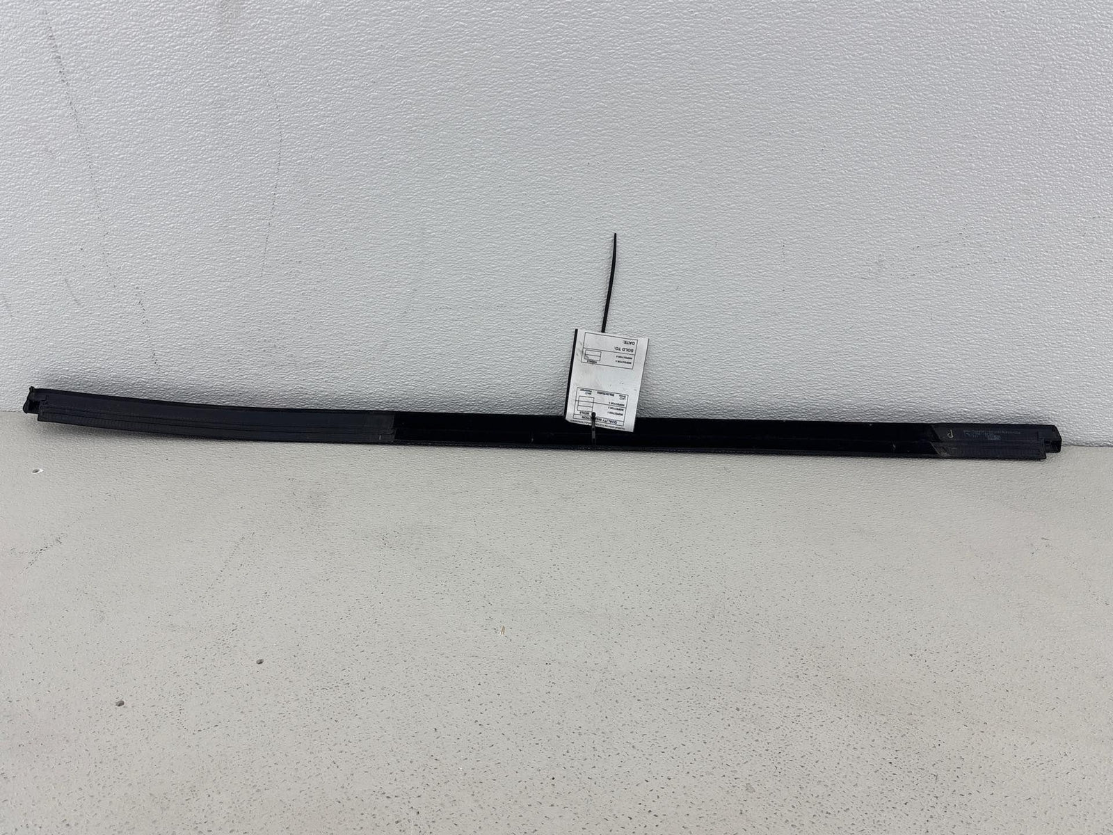 19-25 Oem Bmw X5 Rear Left Driver Side Door Molding Trim