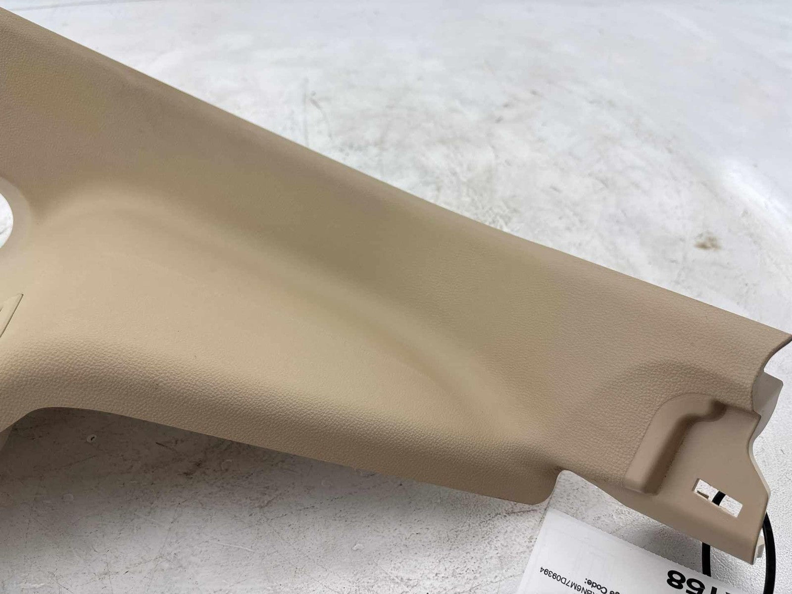 18-24 Alfa Romeo Stelvio Rear Passenger Seat Lower Fold Handle Trim Right OEM