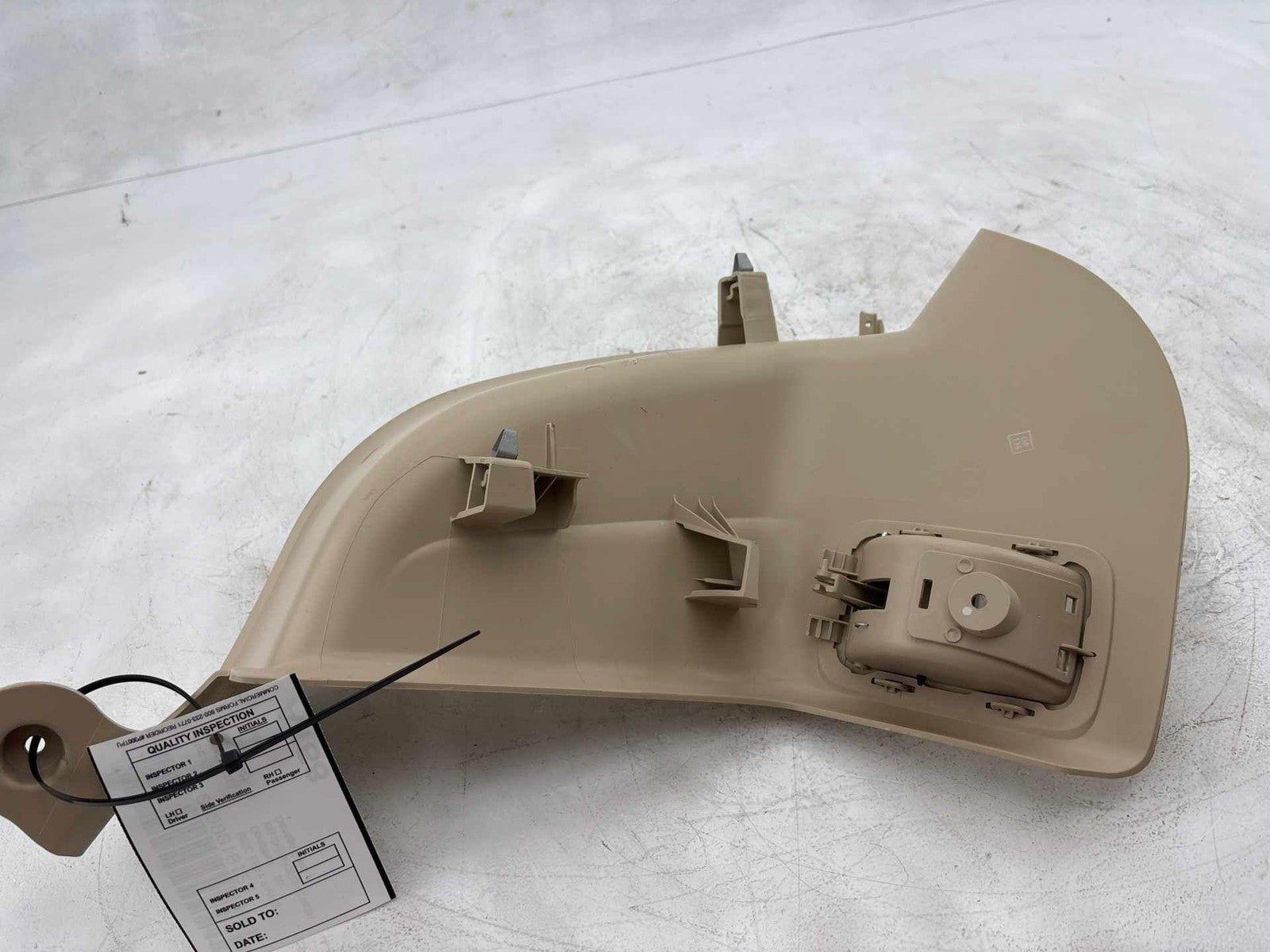 18-24 Alfa Romeo Stelvio Rear Passenger Seat Lower Fold Handle Trim Right OEM