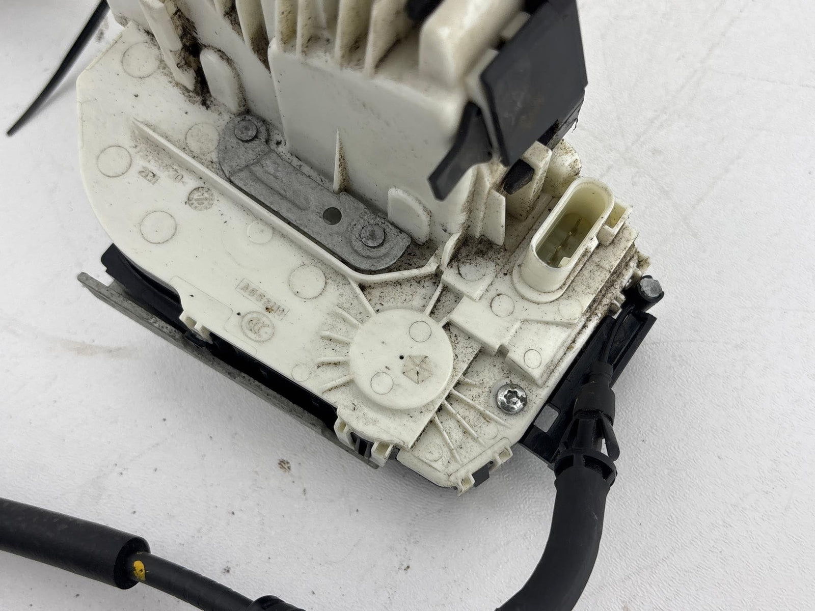 14-22 Jeep Grand Cherokee Rear Left Door Latch Lock Acutator P04589915Ae Oem