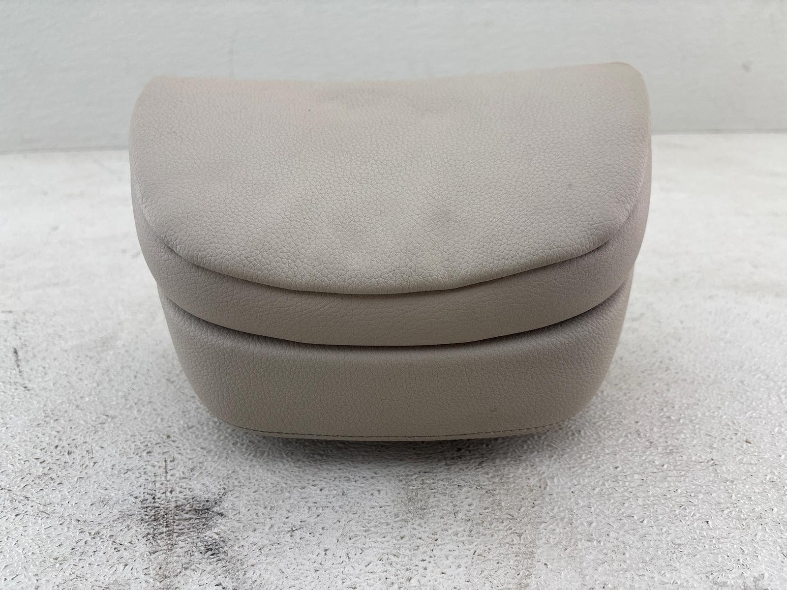 11-16 Bmw 328I 535I 550I 528I F10 Front Left Or Right Head Rest