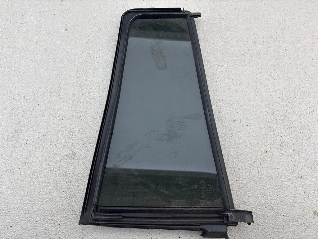 07-12 Mercedes X164 Gl450 Rear Left Door Quarter Vent Window Glass