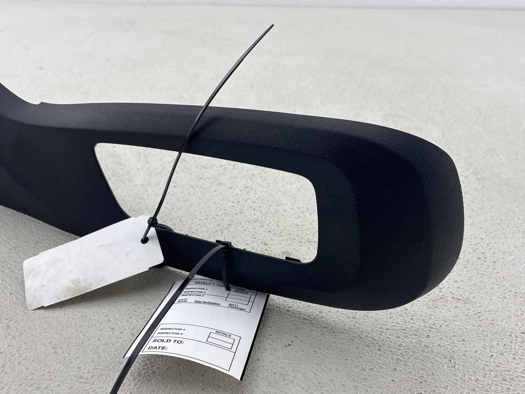 19-25 Bmw X5 G05 Front Right Side Seat Switch Outer Trim Cover Panel Oem