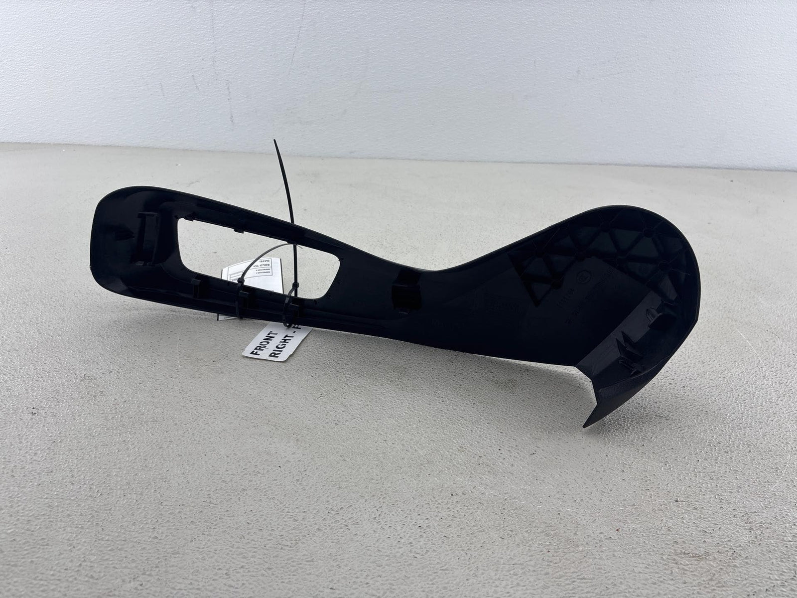 19-25 Bmw X5 G05 Front Right Side Seat Switch Outer Trim Cover Panel Oem