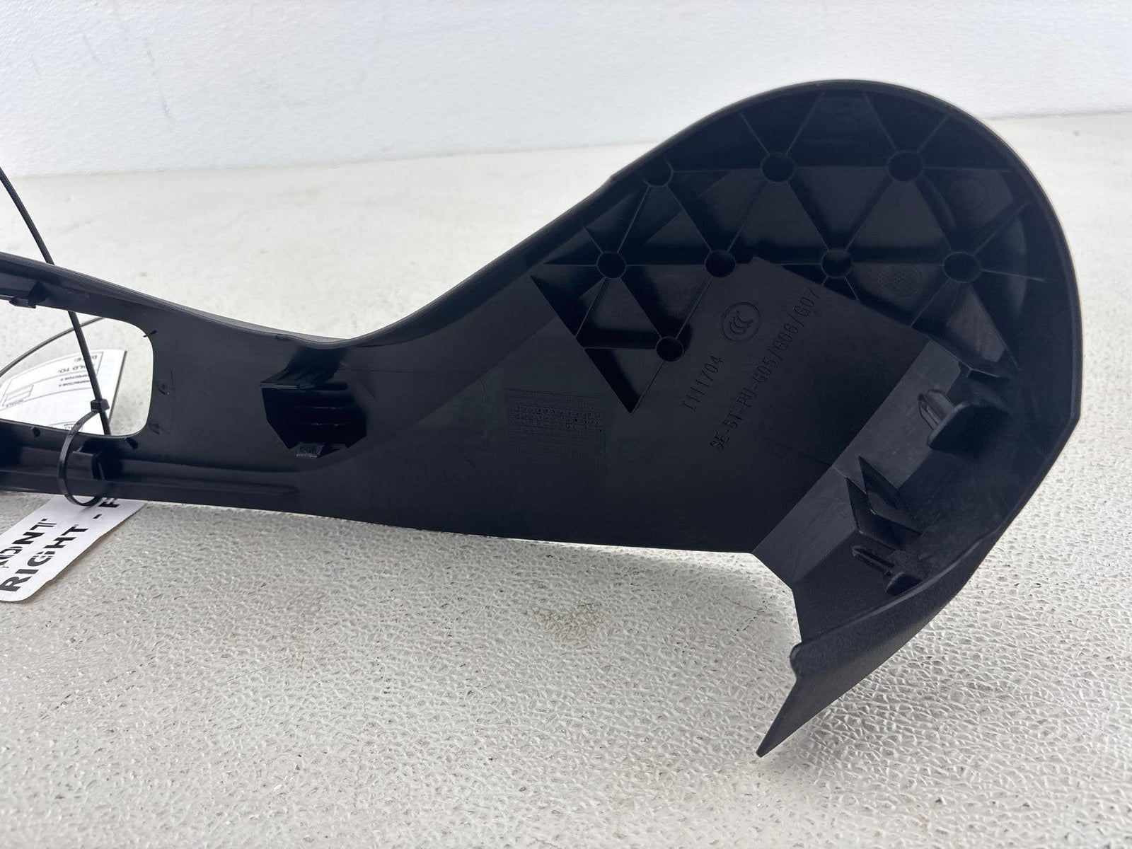 19-25 Bmw X5 G05 Front Right Side Seat Switch Outer Trim Cover Panel Oem