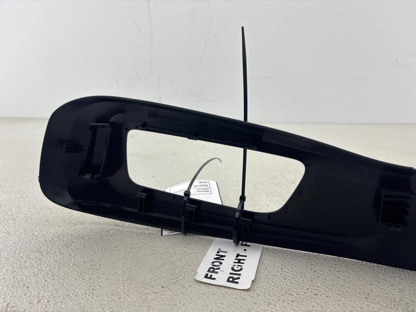 19-25 Bmw X5 G05 Front Right Side Seat Switch Outer Trim Cover Panel Oem