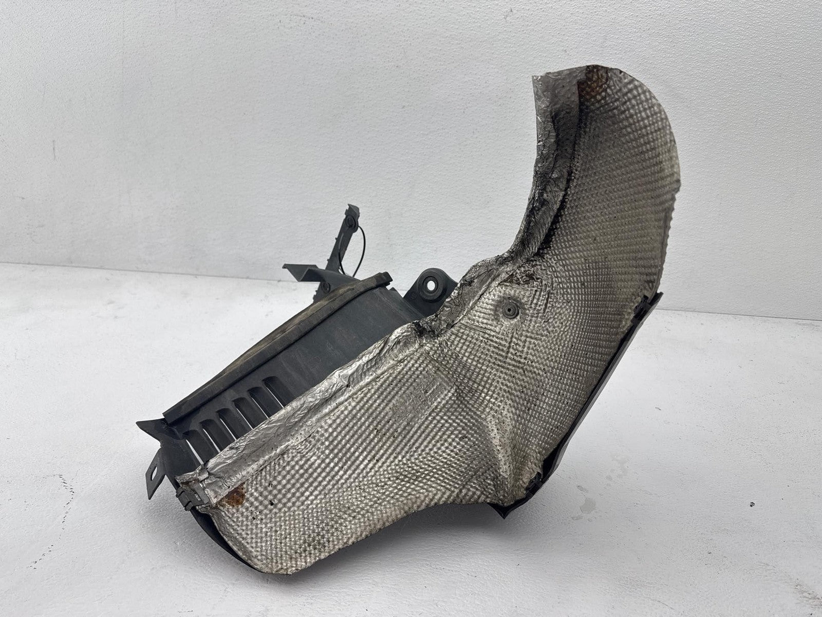 1997-2002 Porsche Boxter Rear Right Inner Fender Cover Splash Shield Guard OEM