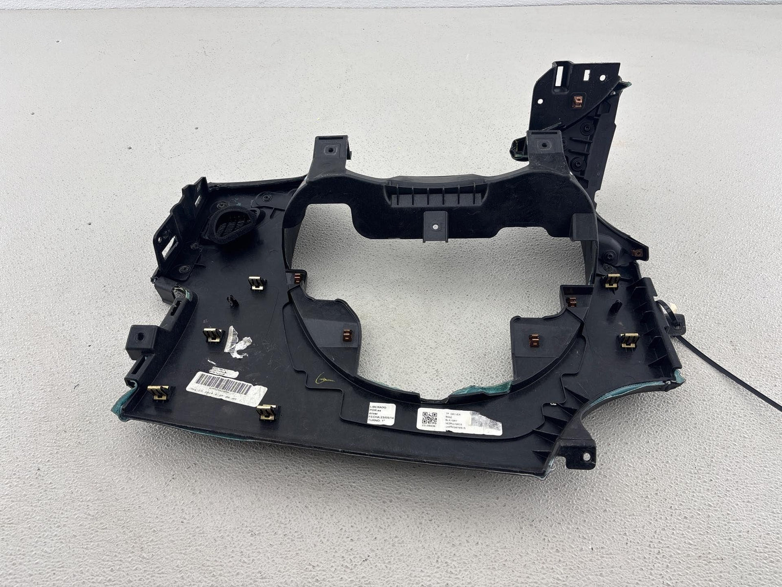 13-18 Cadillac Ats Front Left Upper Dash Instrument Panel Cover Trim Oem