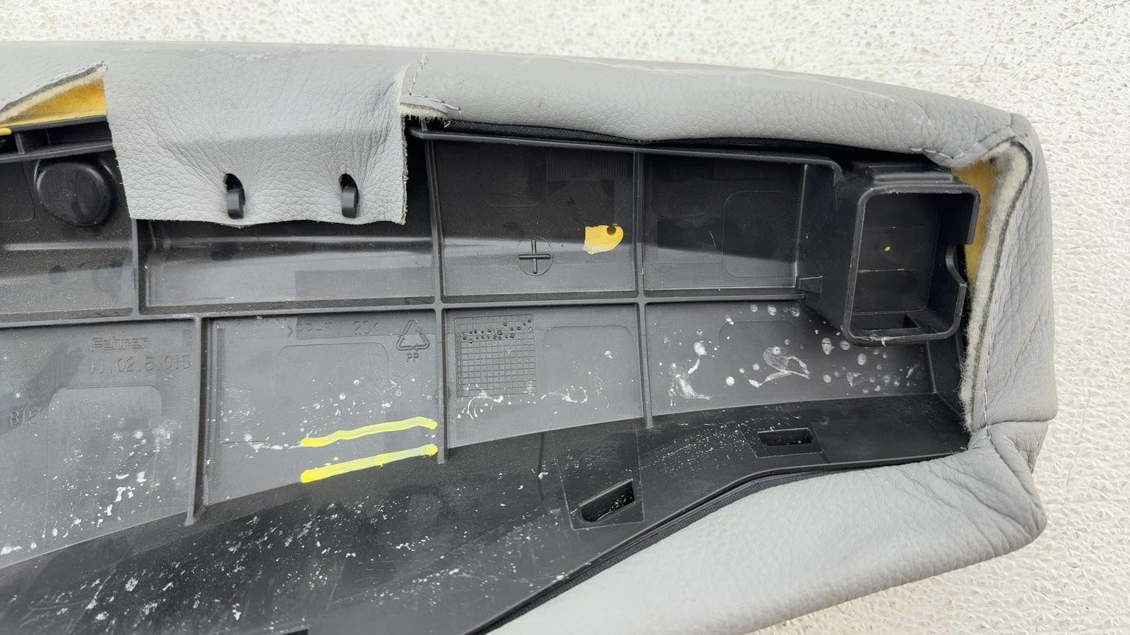 06-10 Bmw 335I E92 Coupe 3 Series Rear Left Corner Seat Cushion Bolster Oem