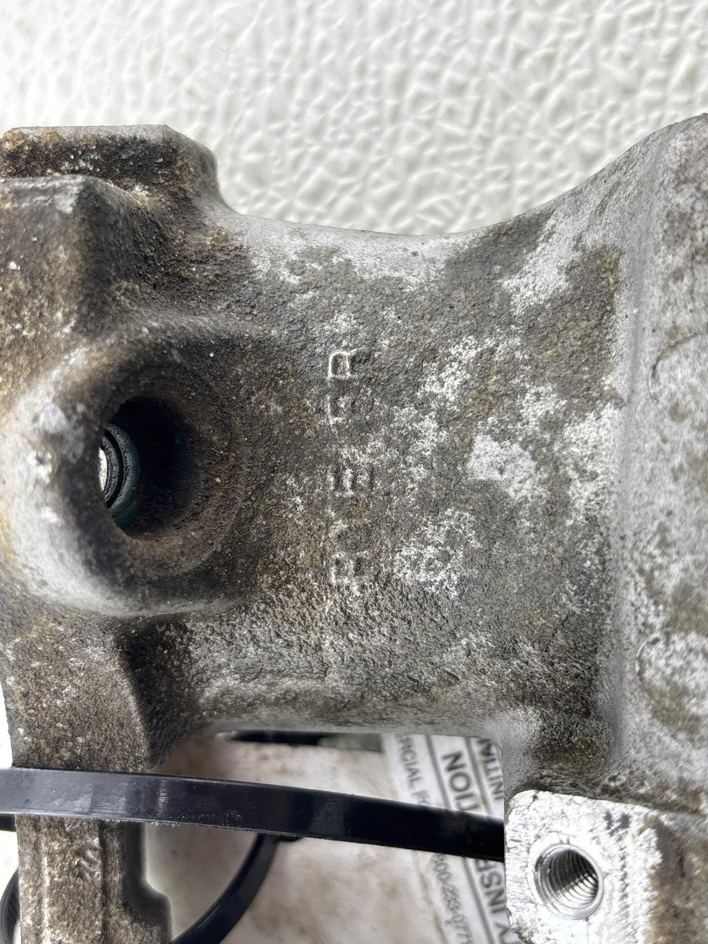 07-20 Acura 3.5L 3.7L Injector Base Lower Intake Front Side Oem 17050-Rye-A00