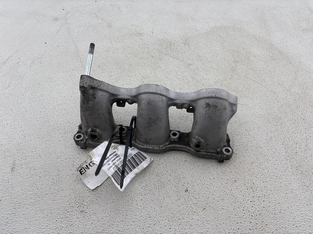 07-20 Acura 3.5L 3.7L Injector Base Lower Intake Right Rear Side Oem 17060Ryea00