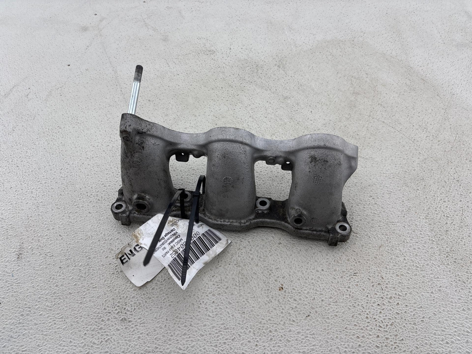 07-20 Acura 3.5L 3.7L Injector Base Lower Intake Right Rear Side Oem 17060Ryea00