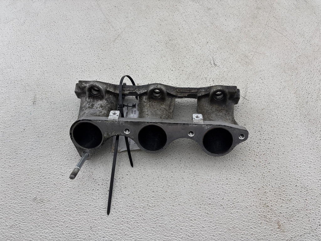 07-20 Acura 3.5L 3.7L Injector Base Lower Intake Right Rear Side Oem 17060Ryea00