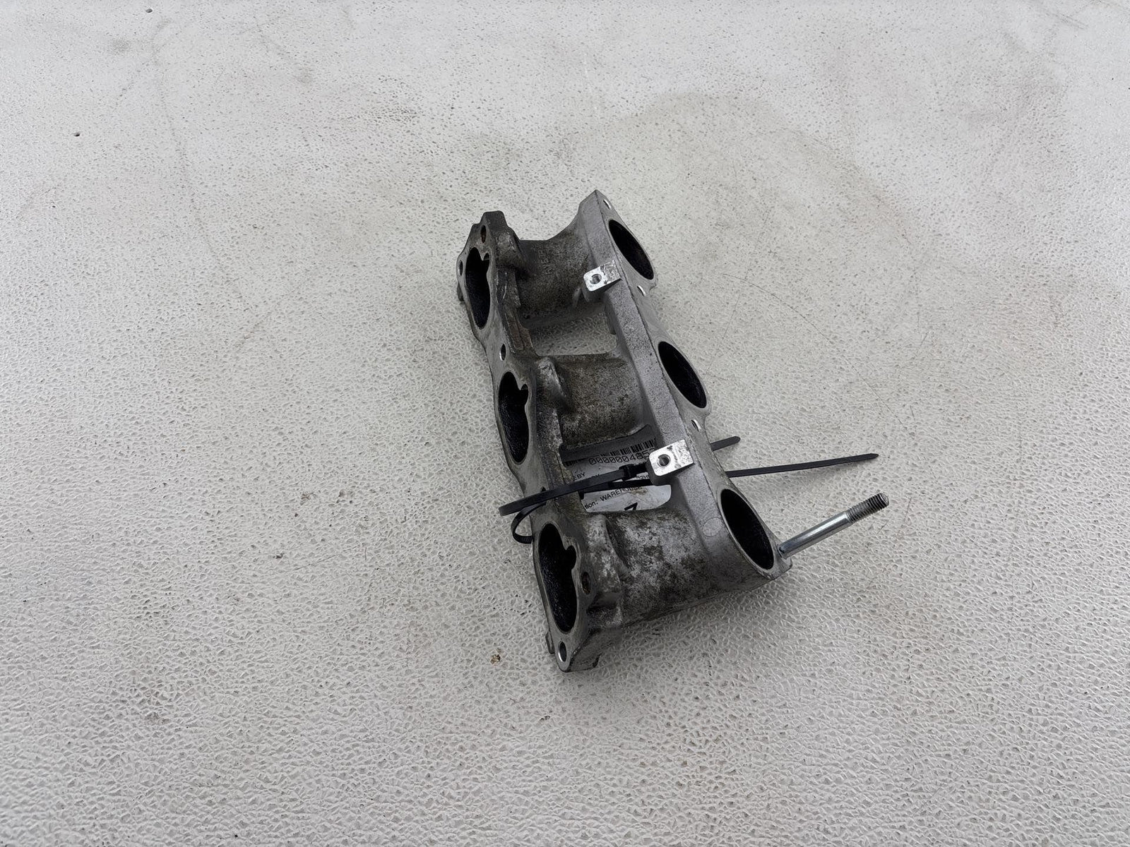 07-20 Acura 3.5L 3.7L Injector Base Lower Intake Right Rear Side Oem 17060Ryea00