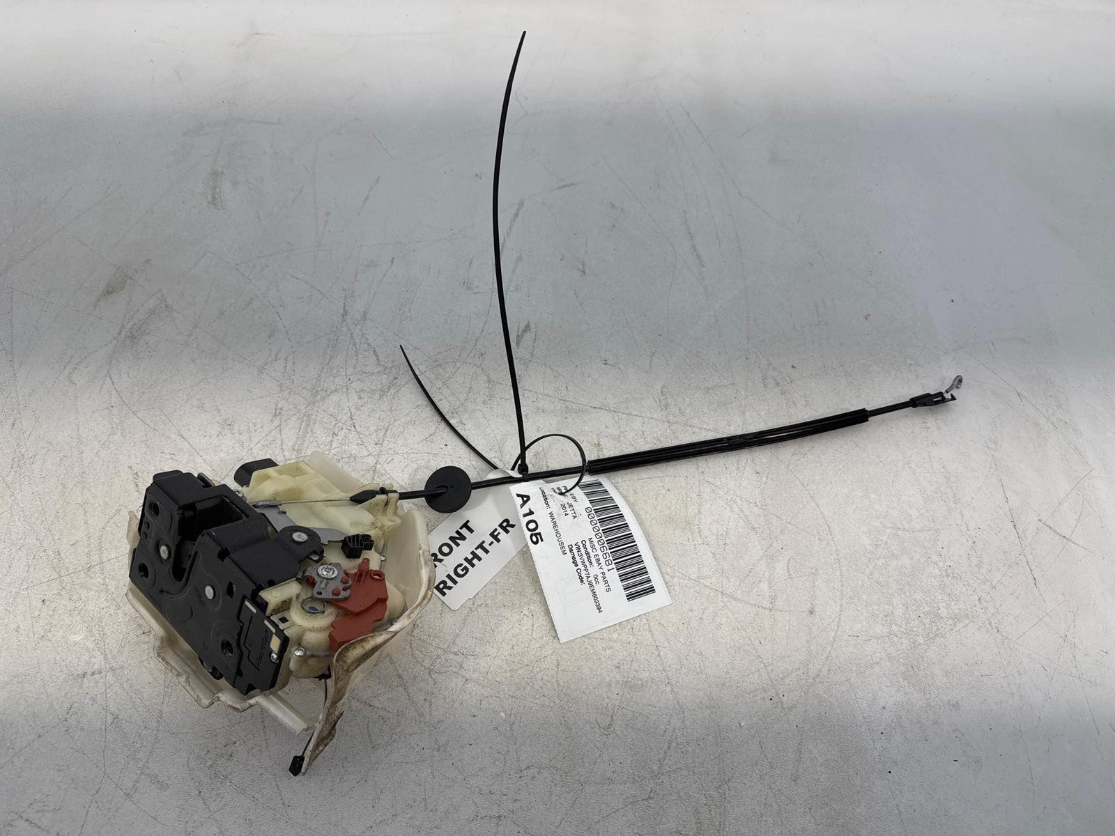05-10 Volkswagen Jetta Front Passenger Side Door Lock Actuator