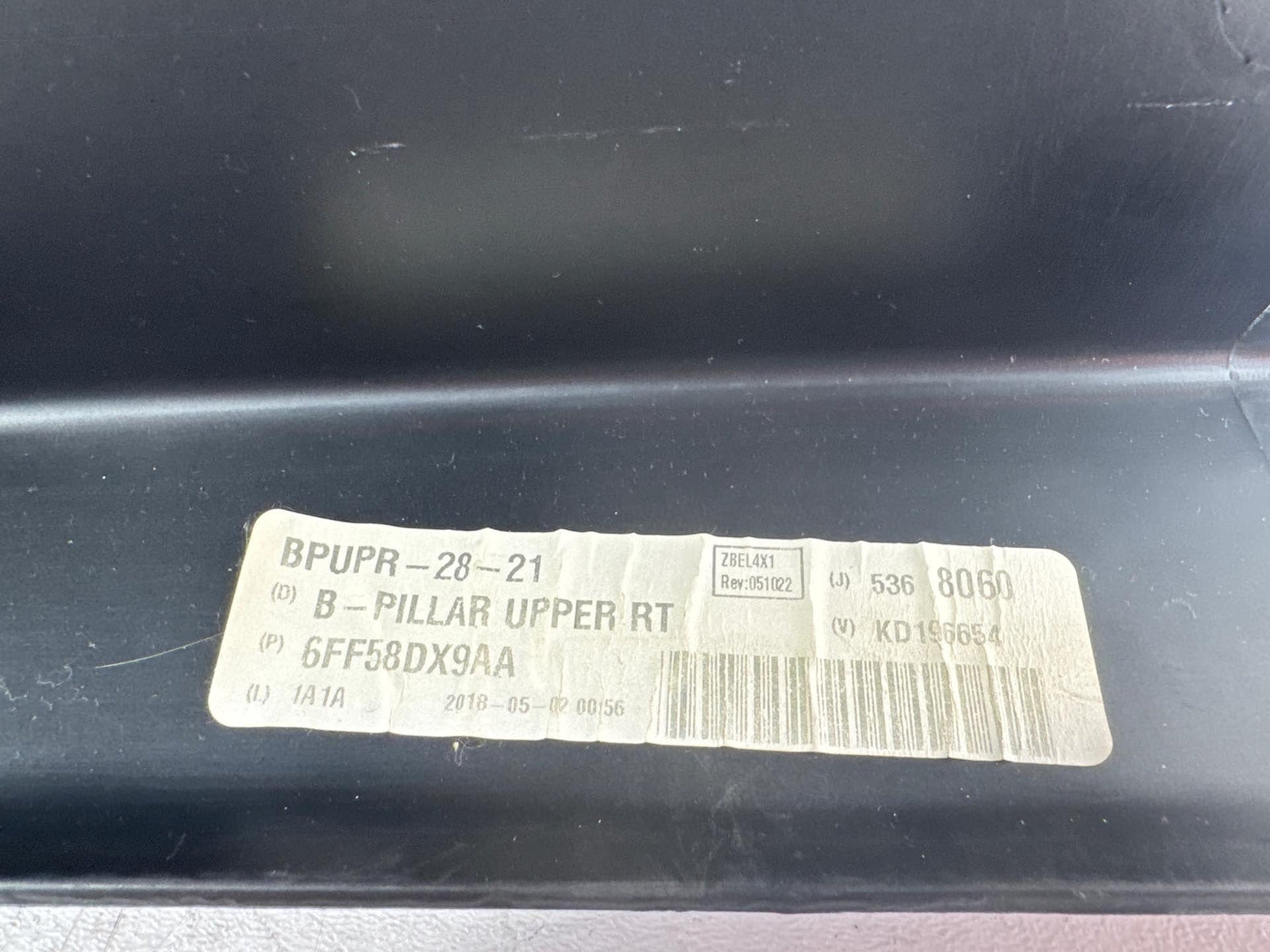 19-23 Jeep Cherokee Right Side Upper B Pillar Cover Trim Panel 68191368Aa Oem