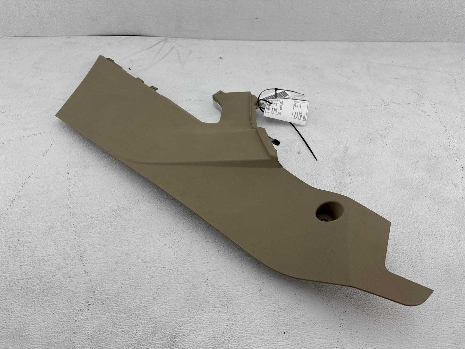 16-19 Land Rover Range Rover Evoque Console Right Side Forward Trim Panel Oem